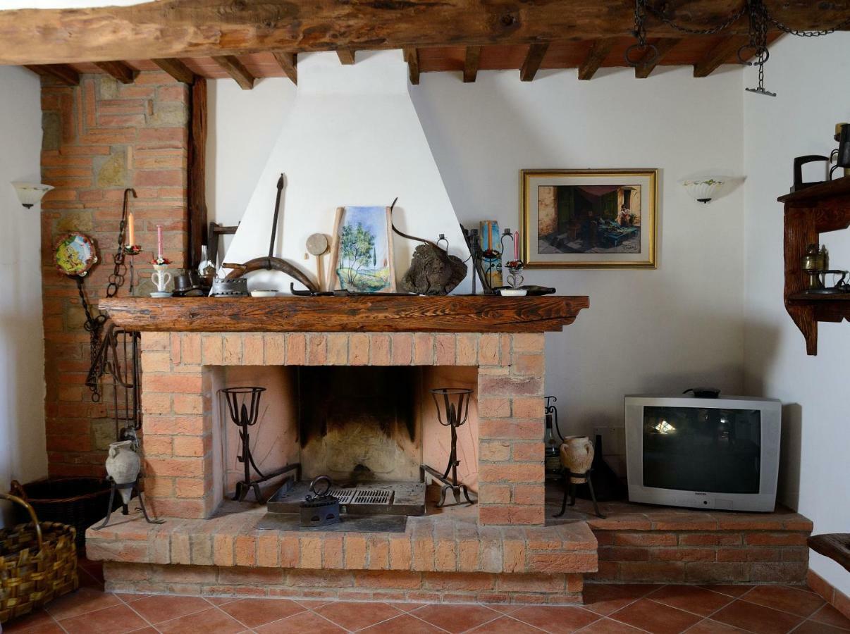 Podere Il Granaio - Crete Senesi - Tuscany Sienne Extérieur photo